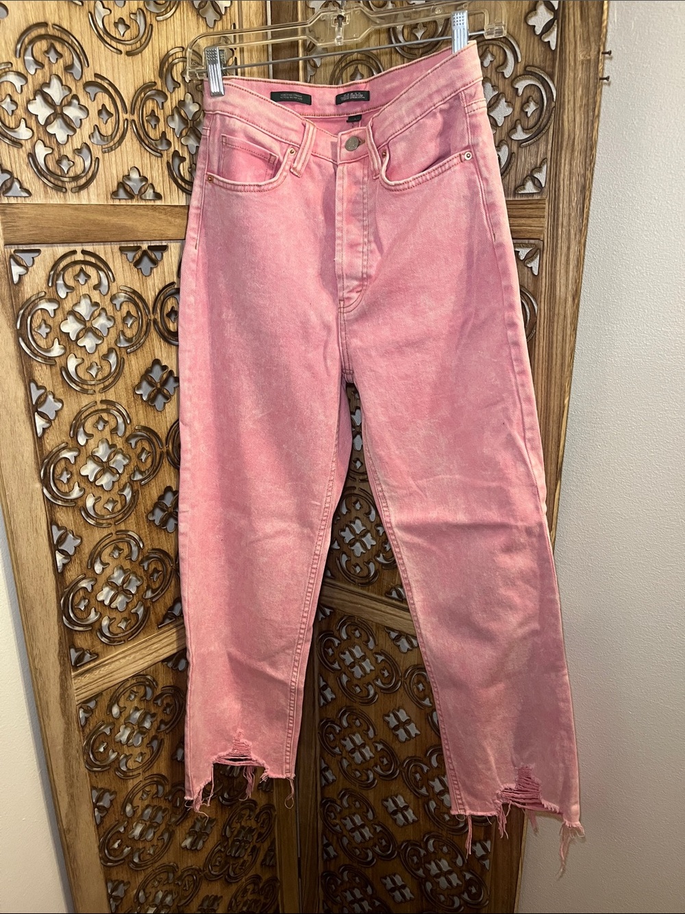 Wild fable pink frayed jeans